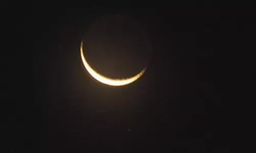 மூன்றாம் பிறை ஏன் காணவேண்டும்?