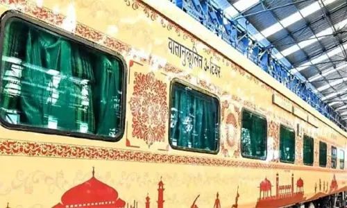 ஆந்திர-தெலுங்கானா மாநிலத்தில் முதன்முறையாக பாரத் கவுரவ் சுற்றுலா ரெயில் இயக்கம்
