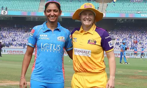 பெண்கள் பிரிமீயர் லீக்: மும்பை அணிக்கு எதிராக உ.பி.வாரியர்ஸ் பந்து வீச்சு தேர்வு