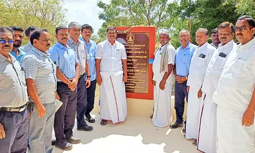 விளாத்திகுளம் அருகே  புதிய சமுதாய நலக்கூடம் - எம்.எல்.ஏ. திறந்து வைத்தார்