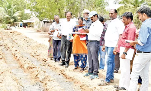 வடுகப்பட்டியில் ரூ.44 லட்சத்தில் வளர்ச்சி திட்டப்பணிகளை கூடுதல் கலெக்டர் ஆய்வு