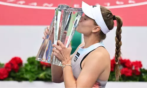 இண்டியன்வெல்ஸ் டென்னிஸ் - சாம்பியன் பட்டம் வென்றார் ரிபாகினா