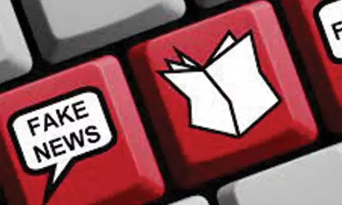 அரசு வேலைக்கு தேர்வு நடப்பதாக சமூக வலைதளங்களில் போலி தகவல்- போலீஸ் விசாரணை