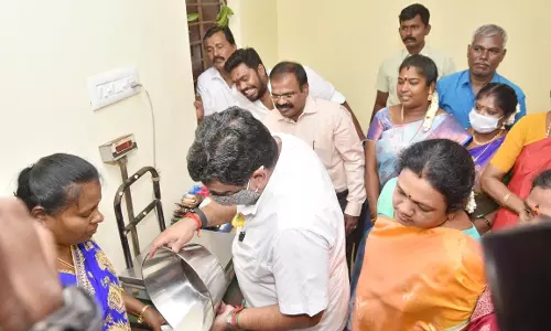 புதிய கட்டிடங்களை திறந்து வைத்த அமைச்சர் பி.டி.ஆர்.பழனிவேல் தியாகராஜன்