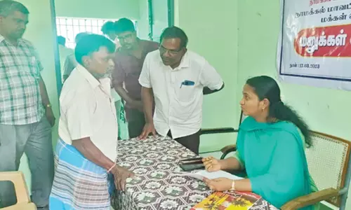 குமாரபாளையம் தாலுகாவில்பொதுமக்களிடம் மனுக்கள் பெற்ற ஆர்.டி.ஓ.