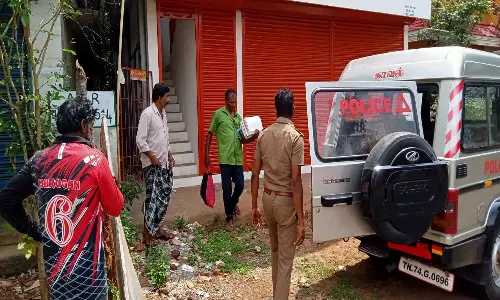 உடையார்விளை மோசடி நிதி நிறுவனத்தில் போலீசாார் சோதனை