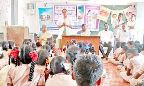 பள்ளியில் வாய்வழி சுகாதார தின விழிப்புணர்வு நிகழ்ச்சி