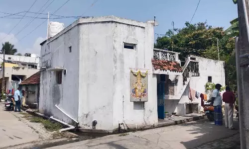 இளம்பெண்ணை கட்டி போட்டு திருட முயற்சி