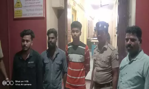 சிதம்பரத்தில்  பள்ளி மாணவர்களுக்கு கஞ்சா விற்ற 3 பேர் கைது