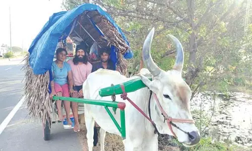விவசாயத்தை பாதுகாக்க கோரி குமரியில் இருந்து சென்னைக்கு மாட்டு வண்டியில் குடும்பத்துடன் பயணம் செய்யும் தம்பதி