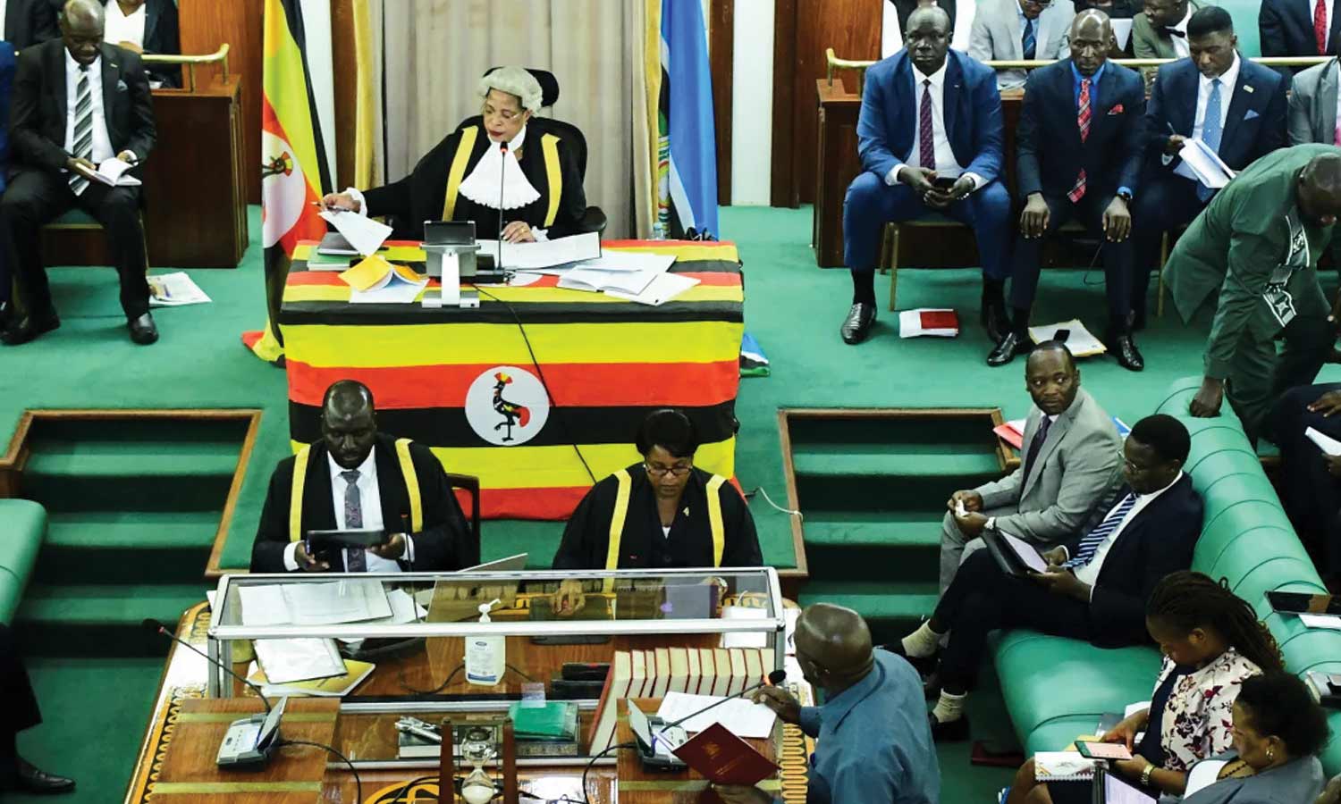 Hukuman penjara 10 tahun untuk homoseksual di Uganda – Parlemen mengesahkan undang-undang