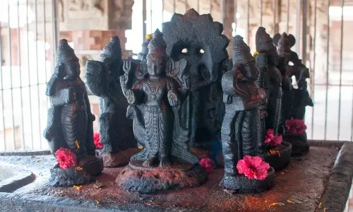 நவகிரக தோஷம் நீங்க செய்ய வேண்டிய பரிகாரங்களும்... தானமும்...