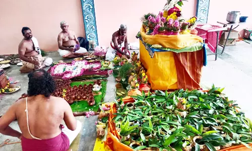 சாத்தான்குளம் தேவி அழகம்மன் கோவிலில் 108 சங்காபிஷேகம்