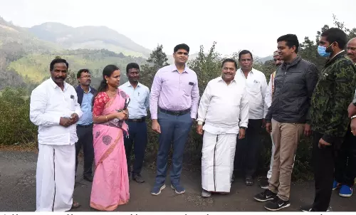 கோத்தகிரியில் சுற்றுலா தலங்கள் அமைப்பது குறித்து அமைச்சர் ஆய்வு