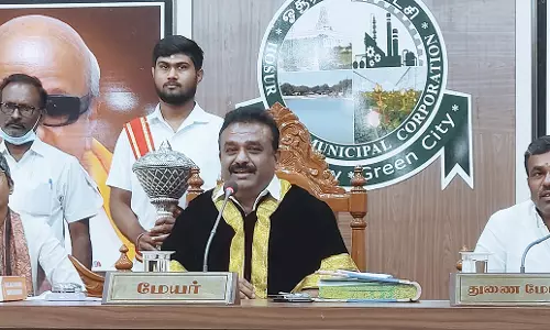 ஓசூரில் படிப்படியாக வளர்ச்சிப்பணிகள் நிறைவேற்றப்படும்- மேயர் தகவல்