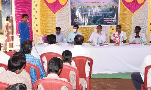 சேலம் மாவட்டத்தில் வன நிலப்பரப்பை 33 சதவீதமாக  உயர்த்த நடவடிக்கை- கலெக்டர் கார்மேகம் தகவல்