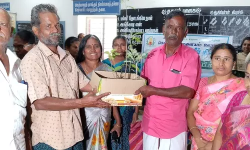 கோவை அருகே சிறப்பு கிராமசபை கூட்டத்தை புறக்கணித்த கவுன்சிலர்கள்