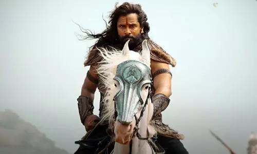 பொன்னியின் செல்வன் படத்தில் விக்ரம், ஆதித்த கரிகாலன் ஆனது எப்படி? படக்குழு வெளியிட்ட வீடியோ