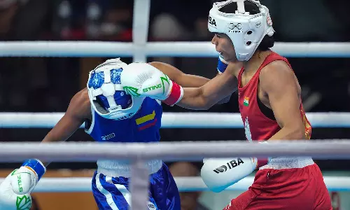 உலக சாம்பியன்ஷிப் குத்துச்சண்டை- இந்திய வீராங்கனைகள் நிகத், நீது பைனலுக்கு முன்னேற்றம்