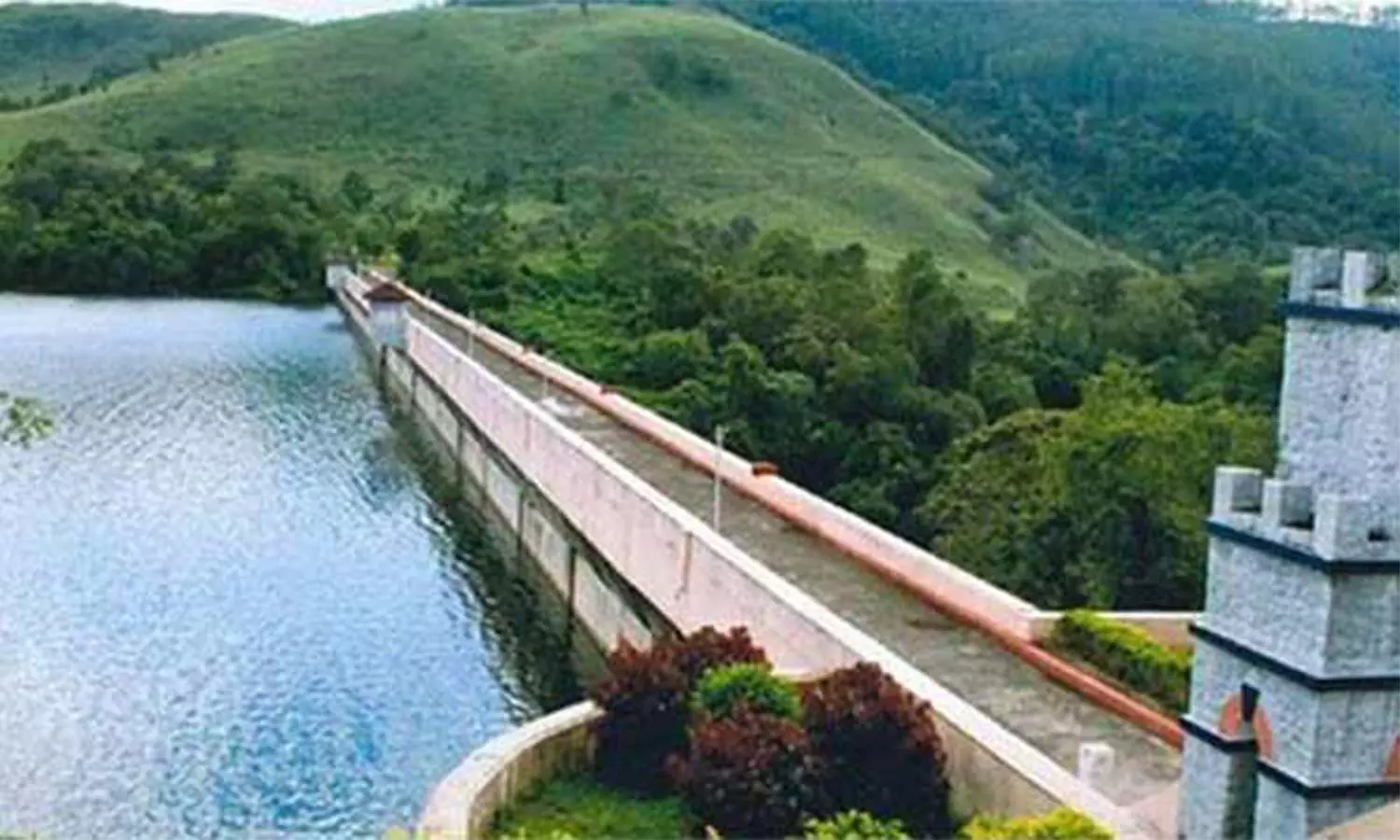 முல்லைபெரியாறு, வைகை அணைகளின் நீர்மட்டம்