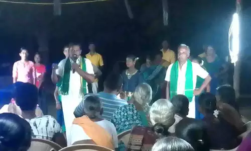 இரும்பு உருக்காலையை நிரந்தரமாக மூடும் வரை போராட்டம் தொடரும் -அனுப்பட்டி கிராமமக்கள் அறிவிப்பு