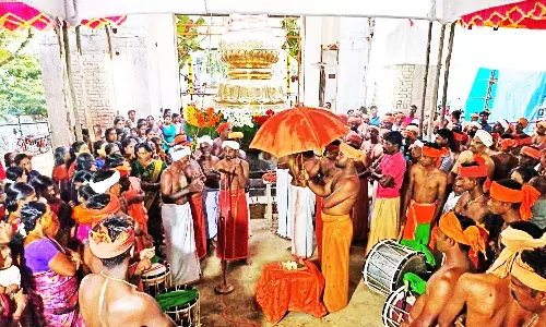 அம்பை அய்யனார்குளம் துலங்கும்பதி துவரயம்பதியில் பங்குனி பெருவிழா கொடியேற்றம்