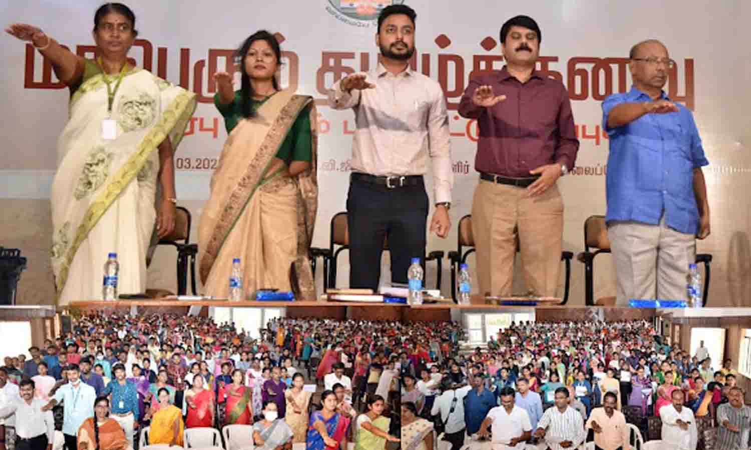 கல்லூரி மாணவர்களை கவர்ந்த தமிழ்க்கனவு பண்பாட்டு பரப்புரை நிகழ்ச்சி