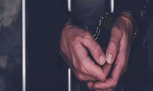 பல்லடம் அருகே ரியல் எஸ்டேட் அதிபரிடம் நகை - பணம் அபகரித்த வழக்கில் மேலும் 3 பேர் கைது