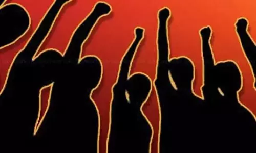 ஜாக்டோ - ஜியோ சார்பில் மனித சங்கிலி போராட்டம்