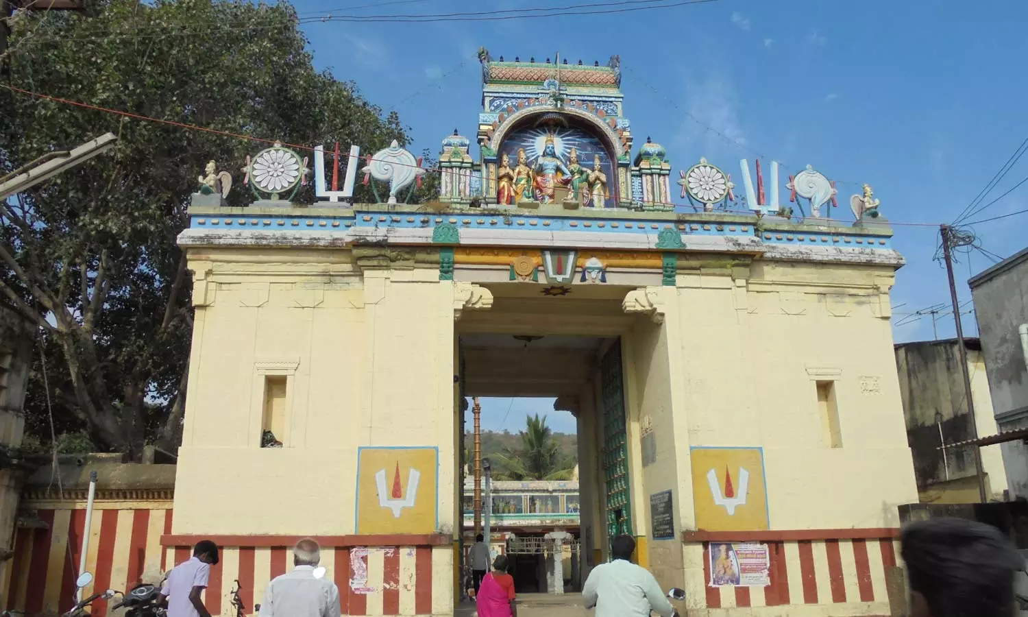 அதிசயிக்க வைக்கும் செங்கல்பட்டு கோவில் வரலாறு: மாறி குடிகொண்ட ராமரும் அனுமனும் அதிசயிக்க வைக்கும் செங்கல்பட்டு கோவில் வரலாறு: மாறி குடிகொண்ட ராமரும் அனுமனும்