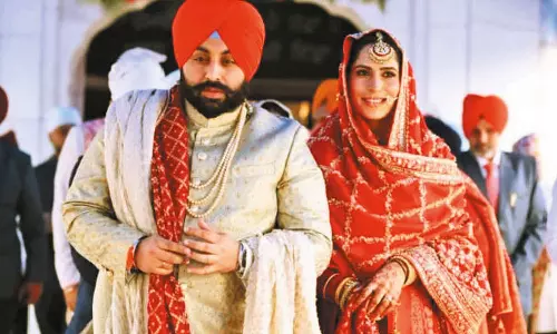 ஐ.பி.எஸ். அதிகாரியை கரம் பிடித்தார் பஞ்சாப் மந்திரி