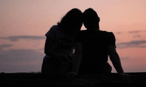 பெண்ணுக்கு 22.. பையனுக்கு 20.. ஓட்டம் பிடித்த காதல் ஜோடியால் பரபரப்பு!