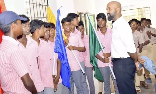 அரசு பள்ளியில் கலெக்டர் ஆய்வு