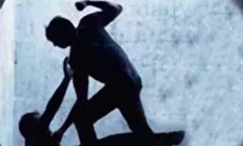 நெல்லை மாநகர ஆயுதப்படையில் போலீஸ்காரரை தாக்கிய ஏட்டு- முதலமைச்சர் தனிப்பிரிவில் புகார்