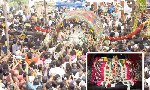 மன்னார்குடி ராஜகோபாலசாமி கோவிலில் வெண்ணைத்தாழி உற்சவம்