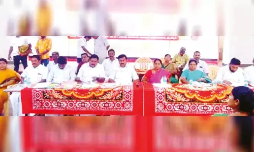 திருப்பூர் தெற்கு மாவட்ட தி.மு.க. செயற்குழு கூட்டம் - அமைச்சர்கள் பங்கேற்பு