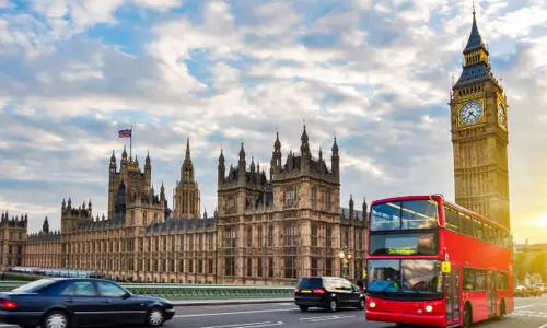 இங்கிலாந்து நாட்டில் ஆரோக்கிய வாழ்க்கை வாழ்வோரில் அதிகம் பேர் இந்துக்கள்: கணக்கெடுப்பில் தகவல்