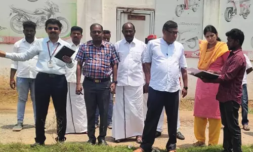 வாழப்பாடியில் உழவர் சந்தைக்கு தேர்வான இடத்தை கலெக்டர் ஆய்வு