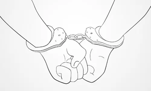 கோர்ட்டில் ஆஜராகாத வாலிபர் கைது