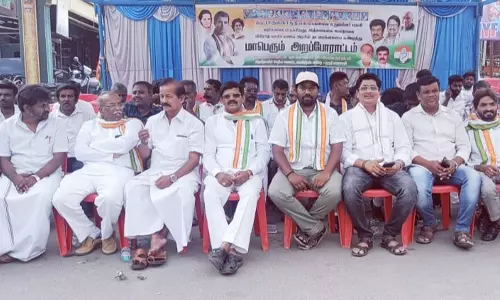 ஓசூரில் காங்கிரஸ் கட்சியினர் உண்ணாவிரத போராட்டம்