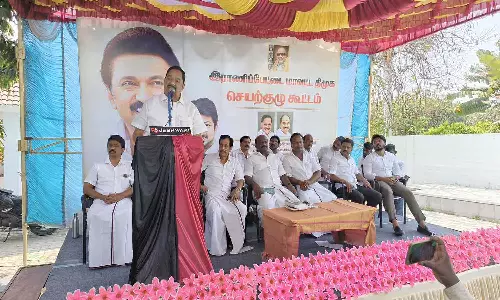 ராணிப்பேட்டை மாவட்ட தி.மு.க. செயற்குழு கூட்டம்