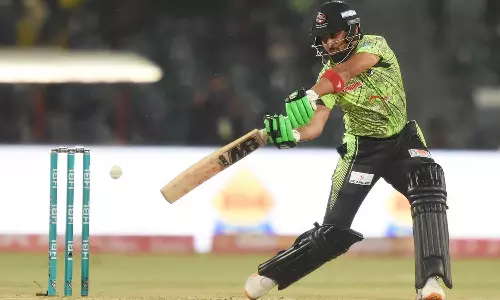 டி20-யில் தொடந்து 4 முறை டக் அவுட்... மோசமான சாதனை படைத்த பாகிஸ்தான் வீரர்