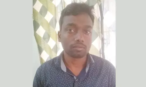 ஒரு நாள் போலீஸ் காவல்- பாதிரியாரிடம் சைபர் கிரைம் போலீசார் கிடுக்கிப்பிடி விசாரணை