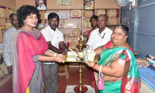 பனைப்பொருட்கள் விற்பனை நிலையம் திறப்பு