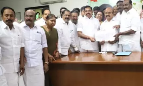 அதிமுக பொதுச்செயலாளரானார் எடப்பாடி பழனிசாமி