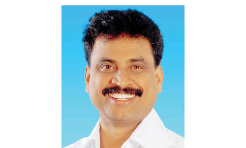 வாய்க்காலில் பிளாஸ்டிக் பாட்டில் போட்டால் ரூ.500 அபராதம்-ஜான்குமார் எம்.எல்.ஏ. வலியுறுத்தல்