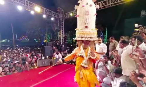 பாகலூரில் திரவுபதி கரக உற்சவம்