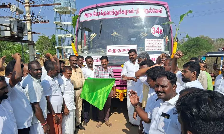 சங்கரன்கோவில் அருகே 2 வழித்தடத்தில் புதிய பஸ் சேவை சங்கரன்கோவில் அருகே 2 வழித்தடத்தில் புதிய பஸ் சேவை