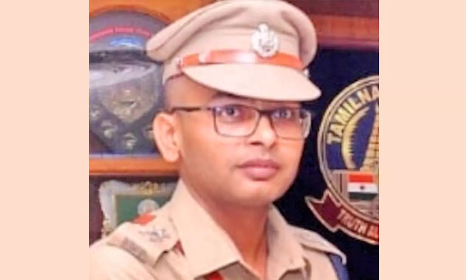 30 பேரின் பல்லை பிடுங்கிய விவகாரம்- இன்ஸ்பெக்டர் உள்பட 10 போலீசாரிடம் விசாரணை 30 பேரின் பல்லை பிடுங்கிய விவகாரம்- இன்ஸ்பெக்டர் உள்பட 10 போலீசாரிடம் விசாரணை
