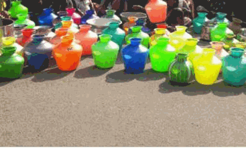 காலி குடங்களுடன் பொதுமக்கள் மறியல்